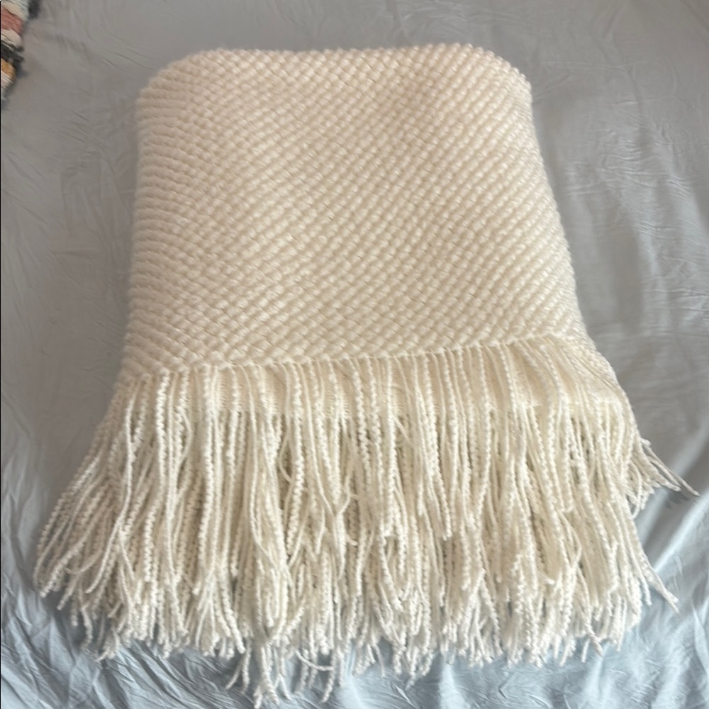 Elegant Cream Woven Throw Blanket